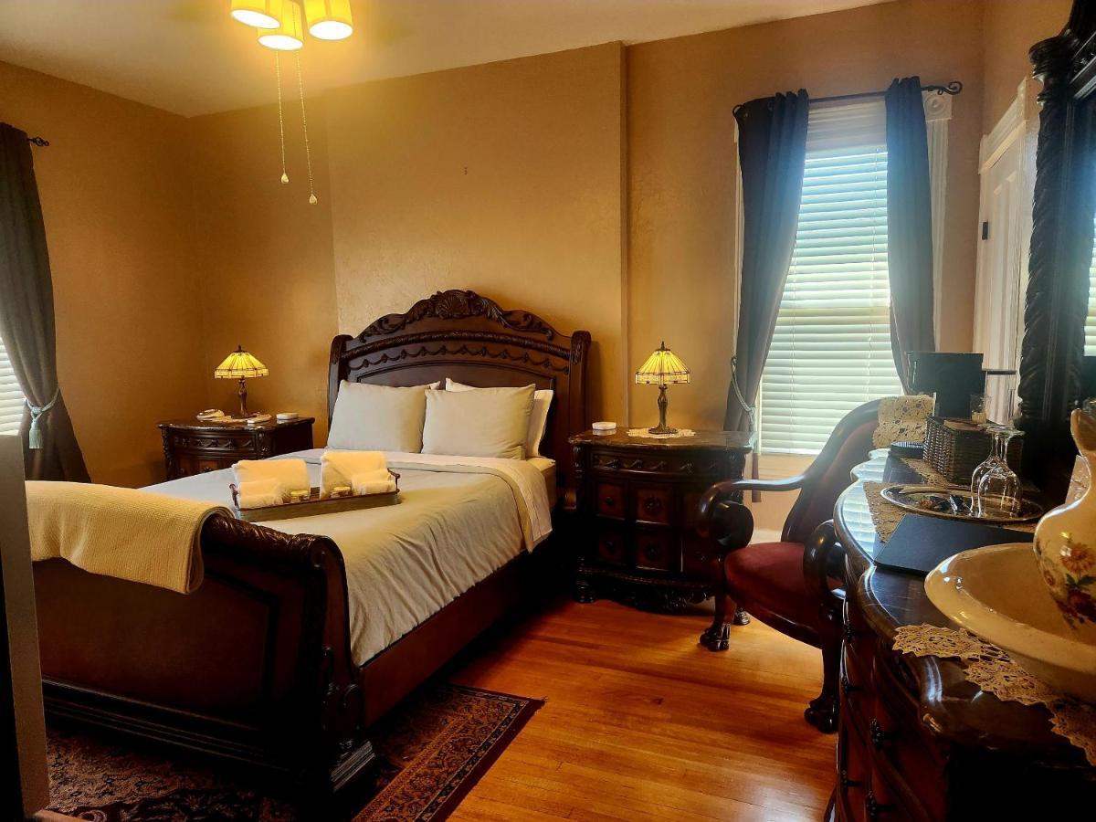Downen House Bed & Breakfast Pueblo Eksteriør billede